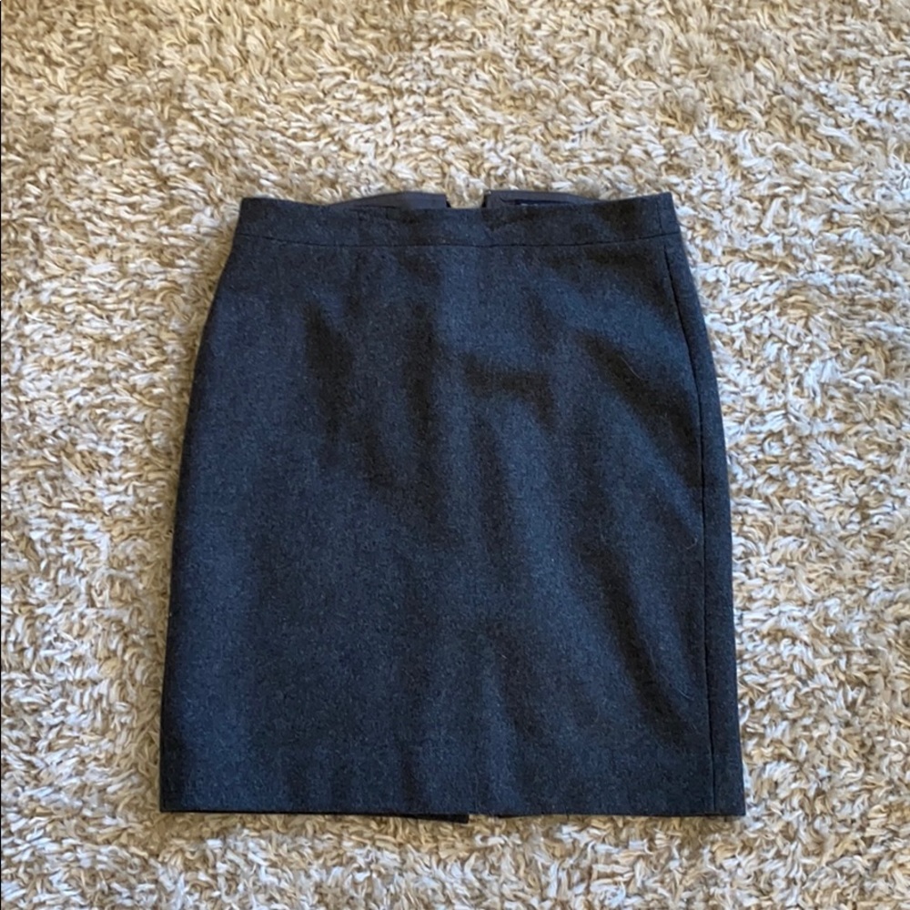 Stylish grey pencil skirt